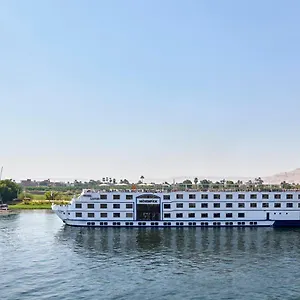 فندق Moevenpick Royal Lotus Nile Cruise, Every Monday Four Nights From Luxor, Every Friday Three Nights From Aswan - Including Excursions & Sightseeing الأقصر